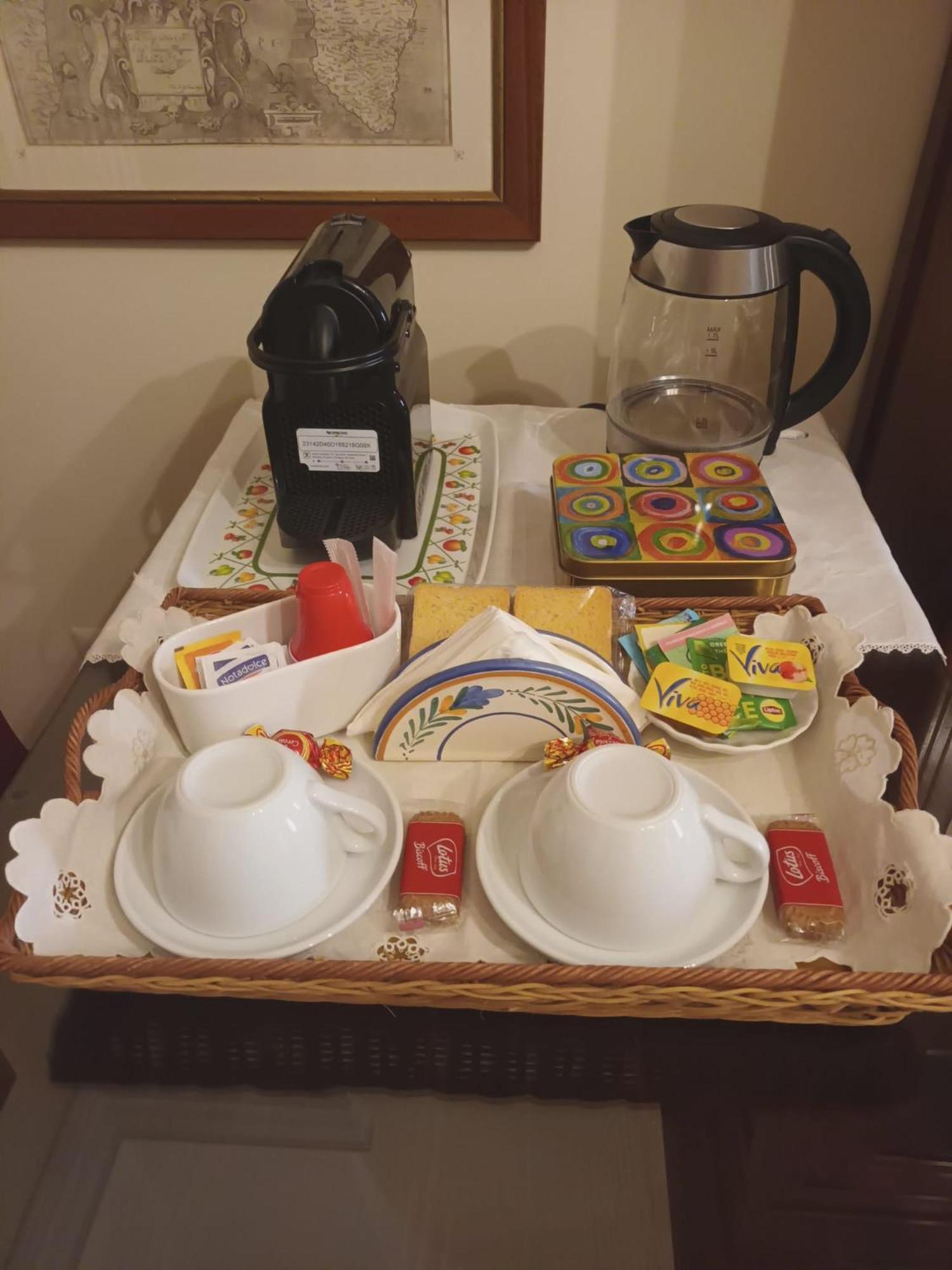 B&B Ai Due Santi Лечче Экстерьер фото